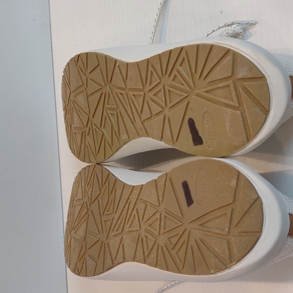 Dr. Scholl's White Lace-Up Knit Lightweight Fitness Gym Sneakers - Picture 9 of 12